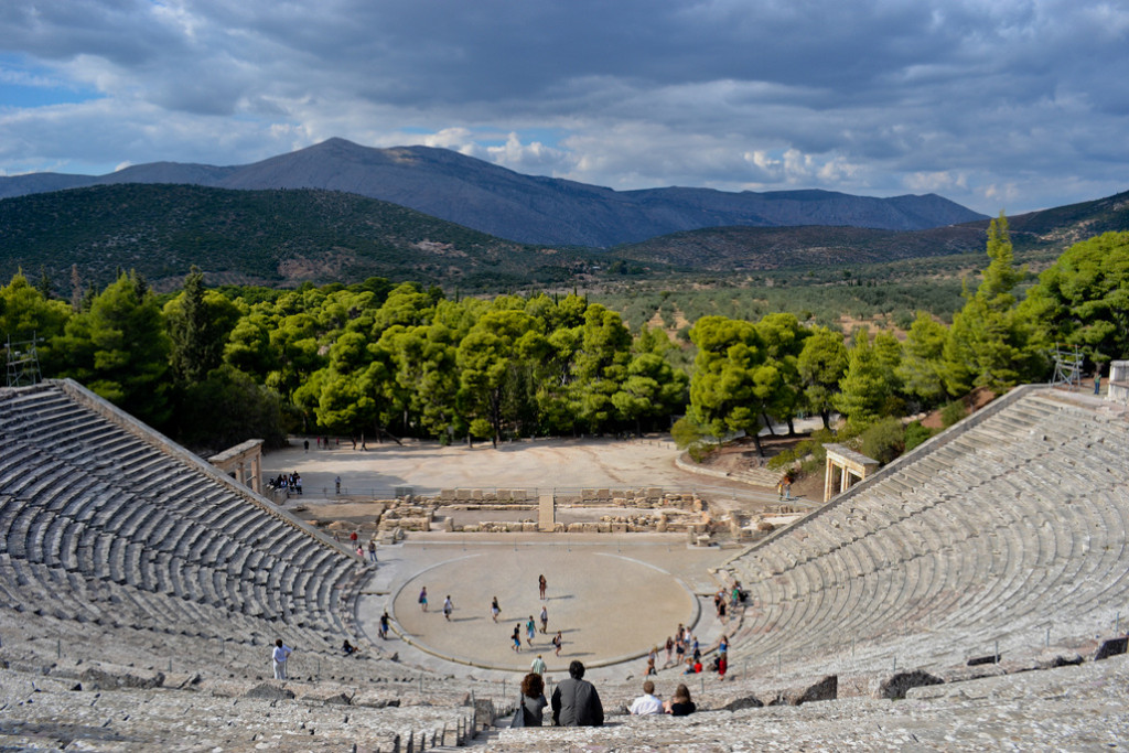 El teatro de Epidauro figura entre los mejores preservados de Grecia. 