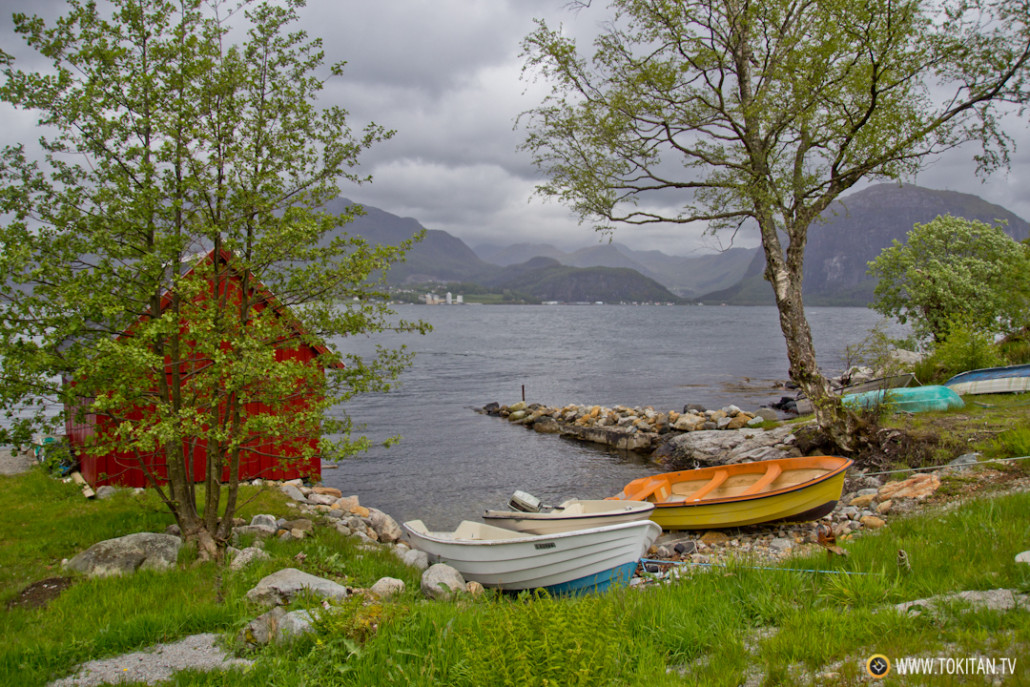 El embarcadero al que se llega en Bakernes Paradis, una buena opción para comer y dormir en los fiordos noruegos. 