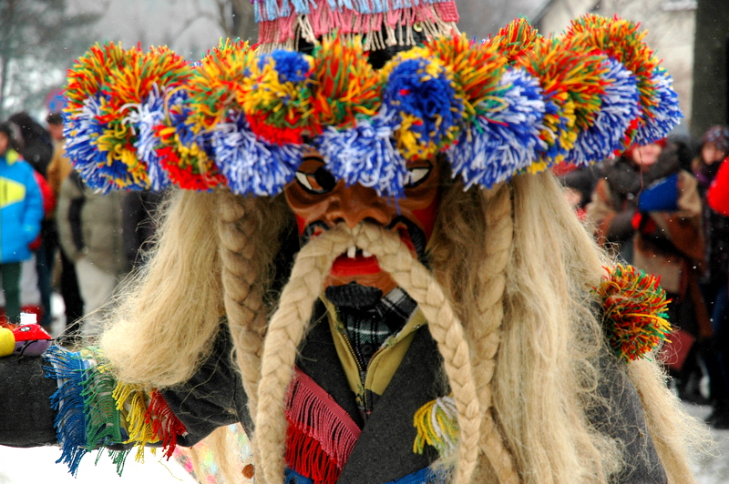 El carnaval ancestral Żywieckie Gody de Bukowina, en Polonia. http://www.silesiakultura.pl/